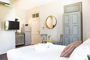 Modern Ben gurion Apt By Ahlan Hospitality