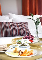 Modern Ben gurion Apt By Ahlan Hospitality