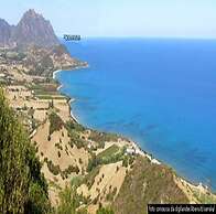 Foximanna on the North Floor in a Villa Surrounded by Greenery Facing