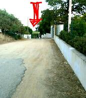 Foximanna on the North Floor in a Villa Surrounded by Greenery Facing