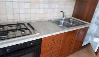 Foximanna on the North Floor in a Villa Surrounded by Greenery Facing