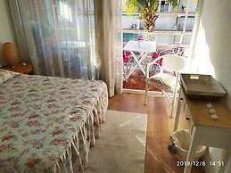 Amazing Apartment Infront the Beach