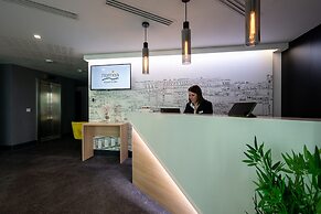 NEMEA Appart Hotel Paris Levallois