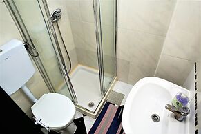 Ema Guest House