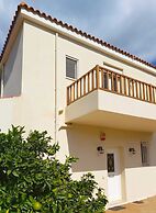 Villa Armonia, Everything Is In Harmony