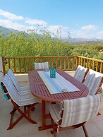 Villa Armonia, Everything Is In Harmony