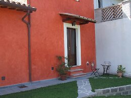 Red House/casa Rossa - Near Civita Di Bagnoregio