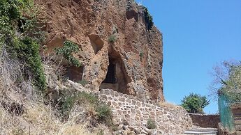 Red House/casa Rossa - Near Civita Di Bagnoregio