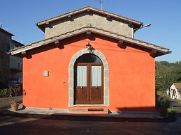 Red House/casa Rossa - Near Civita Di Bagnoregio