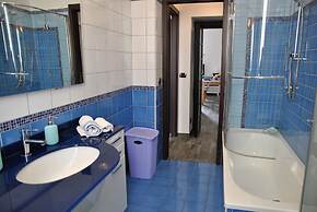 Air-conditioned Apartment in the Center of Formia 400 Meters From the