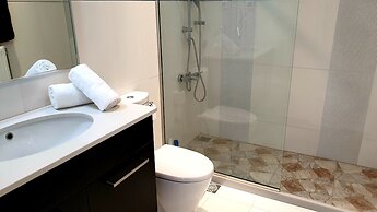 Luxurious Brand New Flat Sea View