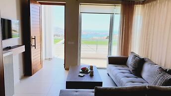 Luxurious Brand New Flat Sea View