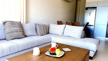 Luxurious Brand New Flat Sea View