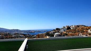 Luxurious Brand New Flat Sea View