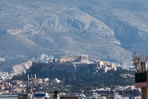 Glamour Rooftop Apartment near Athens