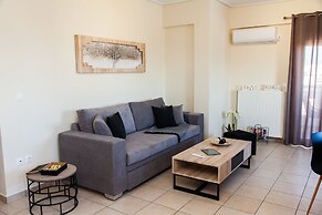 Glamour Rooftop Apartment near Athens