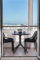 Glamour Rooftop Apartment near Athens