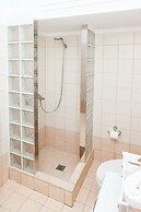 Glamour Rooftop Apartment near Athens