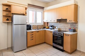 Glamour Rooftop Apartment near Athens