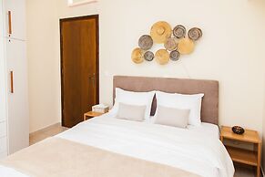 Glamour Rooftop Apartment near Athens