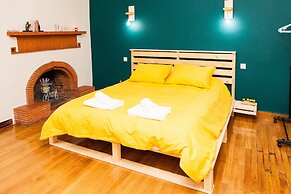 Stay in Fabulous Apartment in Athens