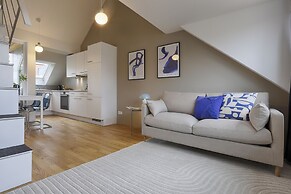 City-Apartment, Balkon & Parkplatz