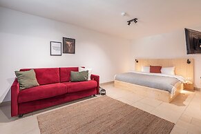 stuub jostal