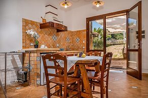 Cantina Vito 2 km From the Zingaro Reserve