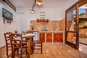 Cantina Vito 2 km From the Zingaro Reserve