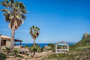Cantina Vito 2 km From the Zingaro Reserve