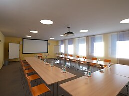 Gartenhaus by Ochsen Lenzburg