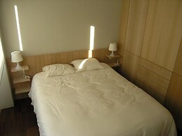 Offer of Wonderful sea Beach Apartment on the Paradisiac Island With W