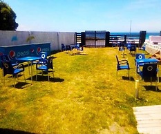 Escuela de Surf y Hostel Baldaio