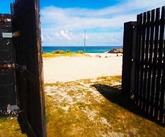 Escuela de Surf y Hostel Baldaio