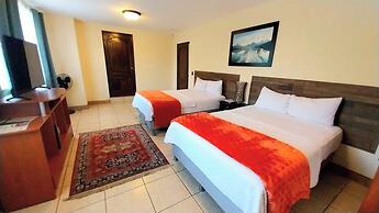 Hotel Don Felipe Airport