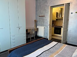 Appartamento a Invrea Posto Auto Incluso