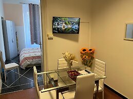 Appartamento a Invrea Posto Auto Incluso