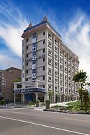 Menippe Hotel
