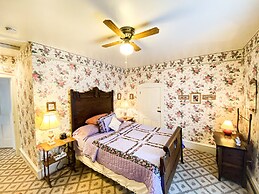 BUTLER HOUSE at The Cherry Creek Inn