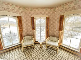 BUTLER HOUSE at The Cherry Creek Inn