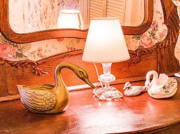 BUTLER HOUSE at The Cherry Creek Inn