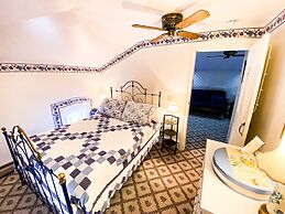 BUTLER HOUSE at The Cherry Creek Inn