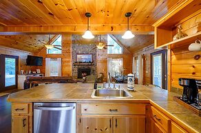 Okehi Pine Cabin With Wood Burning Fireplace and Outdoor Hot Tub by Re