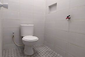 OYO 2654 Yulia Guesthouse Near Kopi Bajawa Flores NTT Tebet