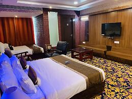 Hotel Vishnu Empire