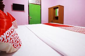 OYO 2838 Hotel Ayu