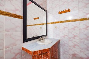 OYO 2855 Sartika Hotel Pati