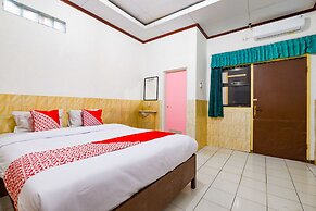 OYO 2855 Sartika Hotel Pati