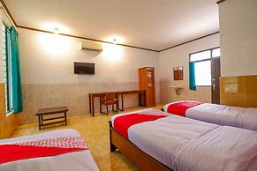 OYO 2855 Sartika Hotel Pati