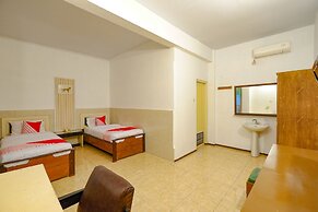 OYO 2855 Sartika Hotel Pati